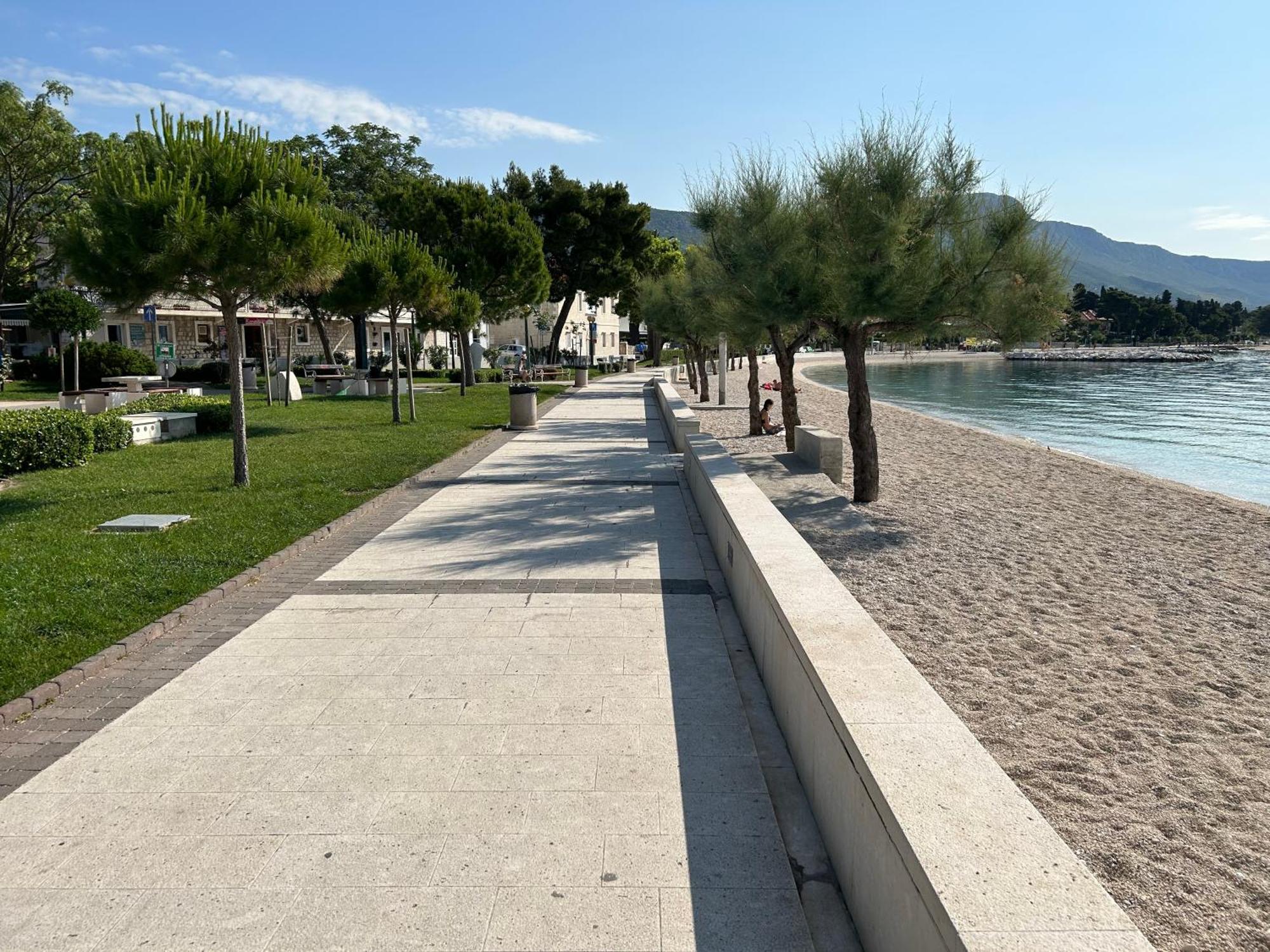 Kaštela Apartment Blanca With Jacuzzi,Terase And Private Parking מראה חיצוני תמונה