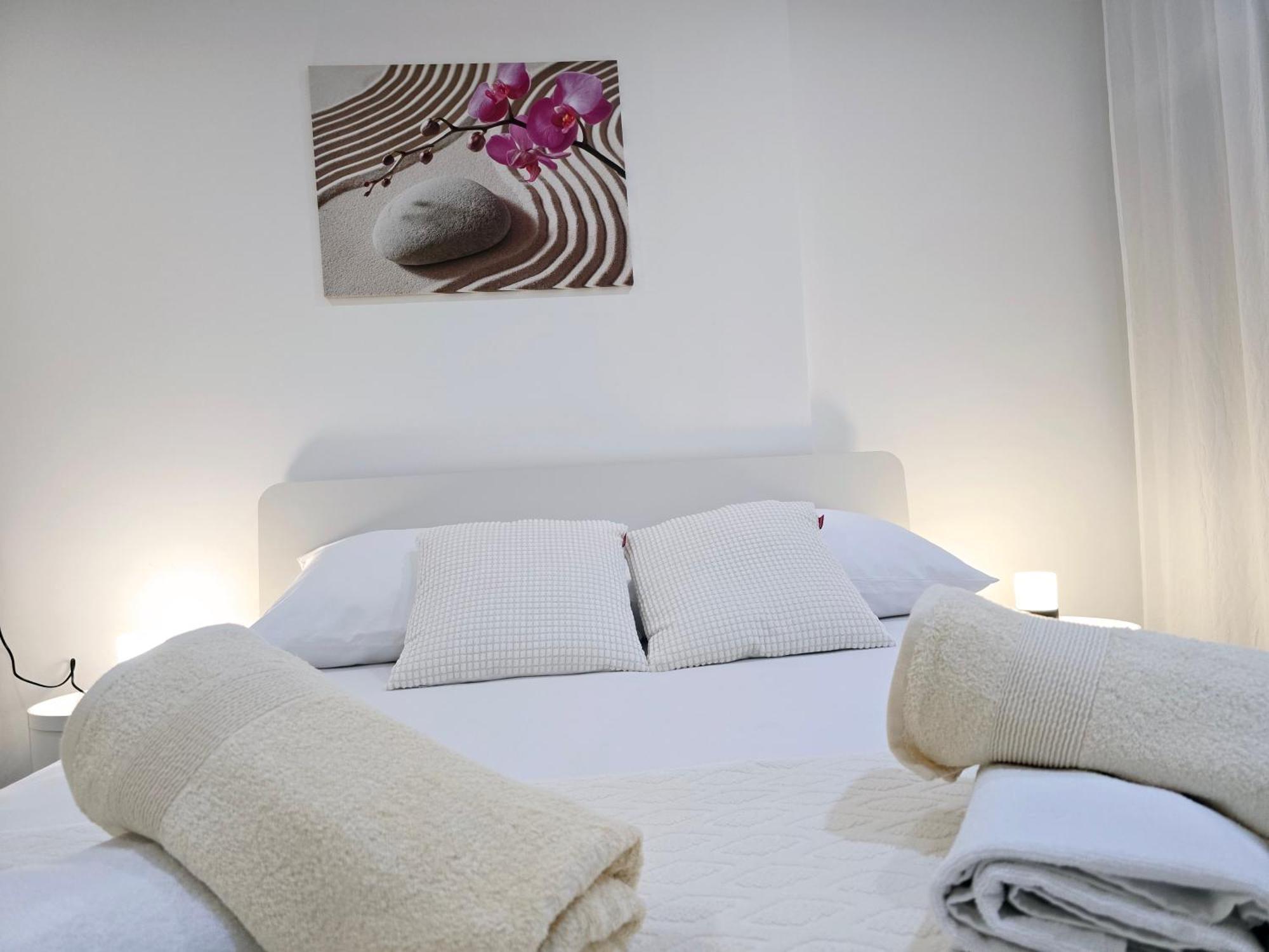 Brand New Modern Apartment Blanca With Jacuzi And Terrace Kaštela מראה חיצוני תמונה