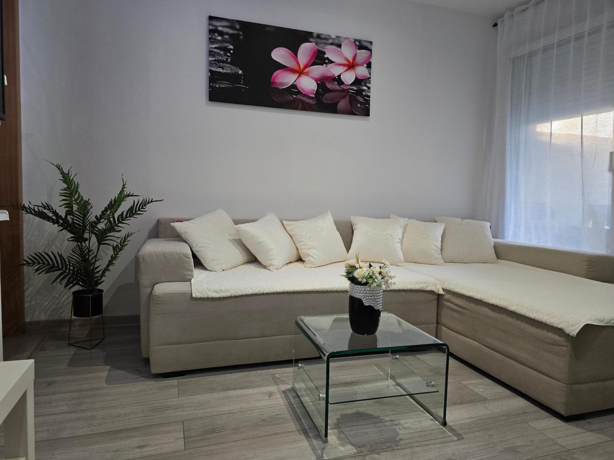 Kaštela Apartment Blanca With Jacuzzi,Terase And Private Parking מראה חיצוני תמונה
