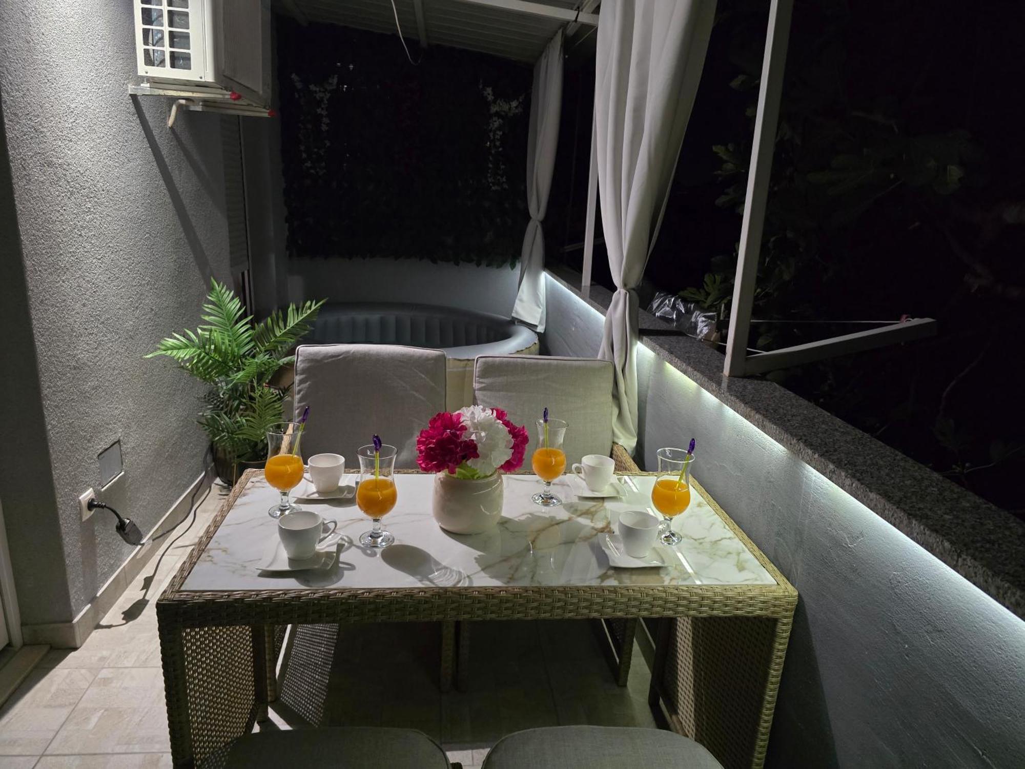 Brand New Modern Apartment Blanca With Jacuzi And Terrace Kaštela מראה חיצוני תמונה